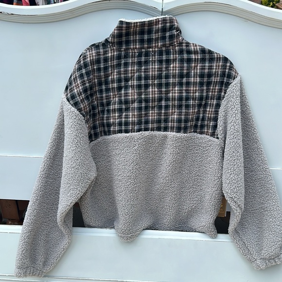 Jacket - Picture 2 of 2